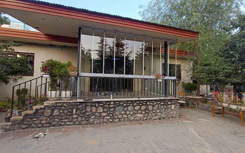 راهنمای خرید شیشه برای بالکن منزل