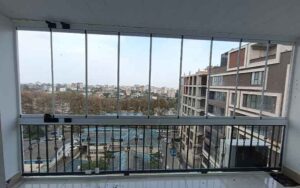 تبدیل بالکن به انباری | راهکارهای کاربردی برای افزایش فضای ذخیرهسازی